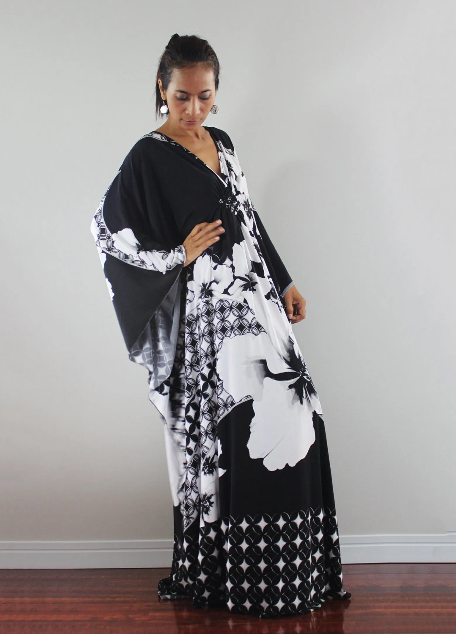 Plus Size Batwing Sleeve Beach Kaftan Swimsuit Cover Ups