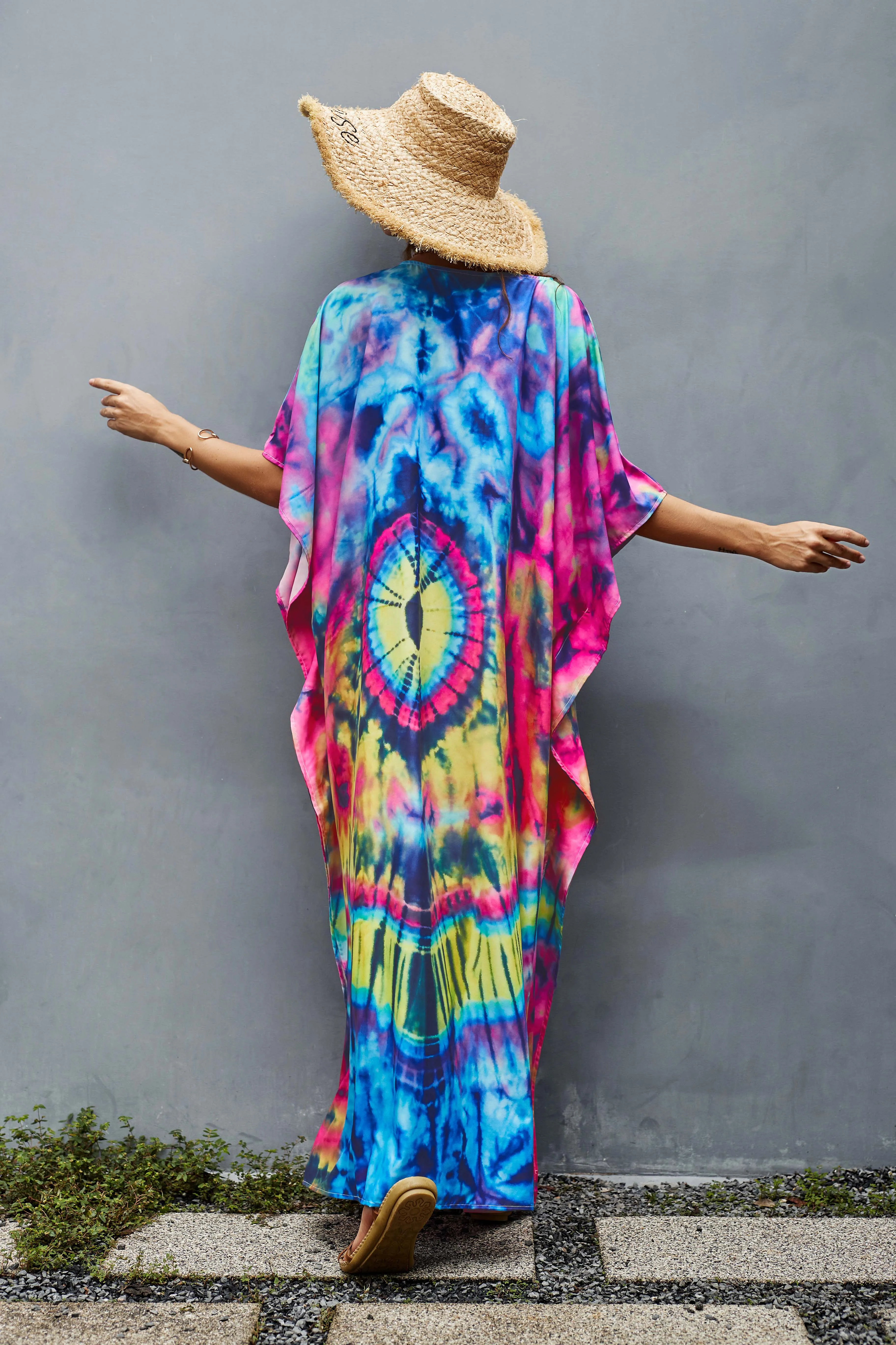 V-Neck Ethnic Print Plus Size Kaftan for Women Beach Cover Up