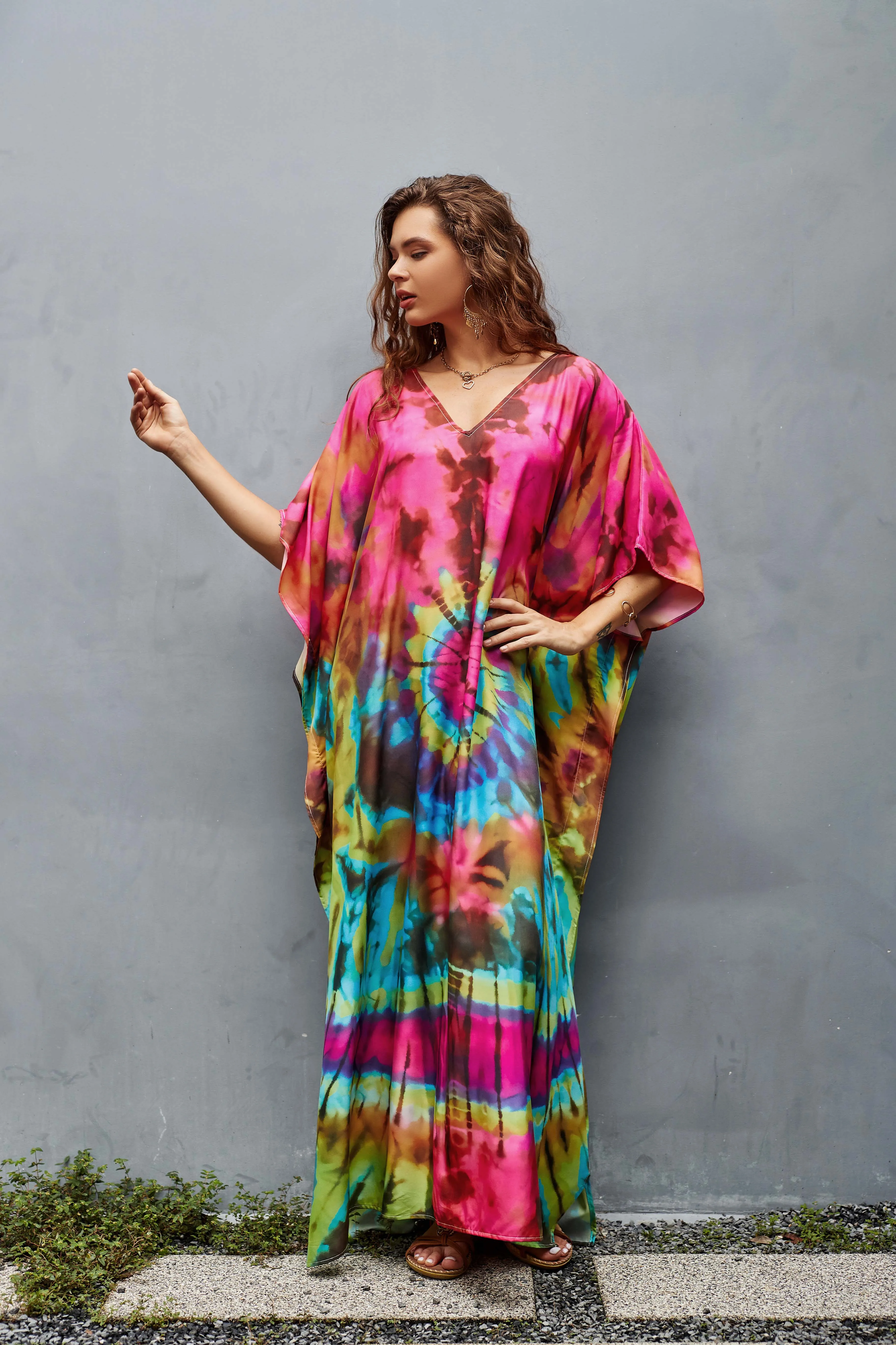 V-Neck Ethnic Print Plus Size Kaftan for Women Beach Cover Up