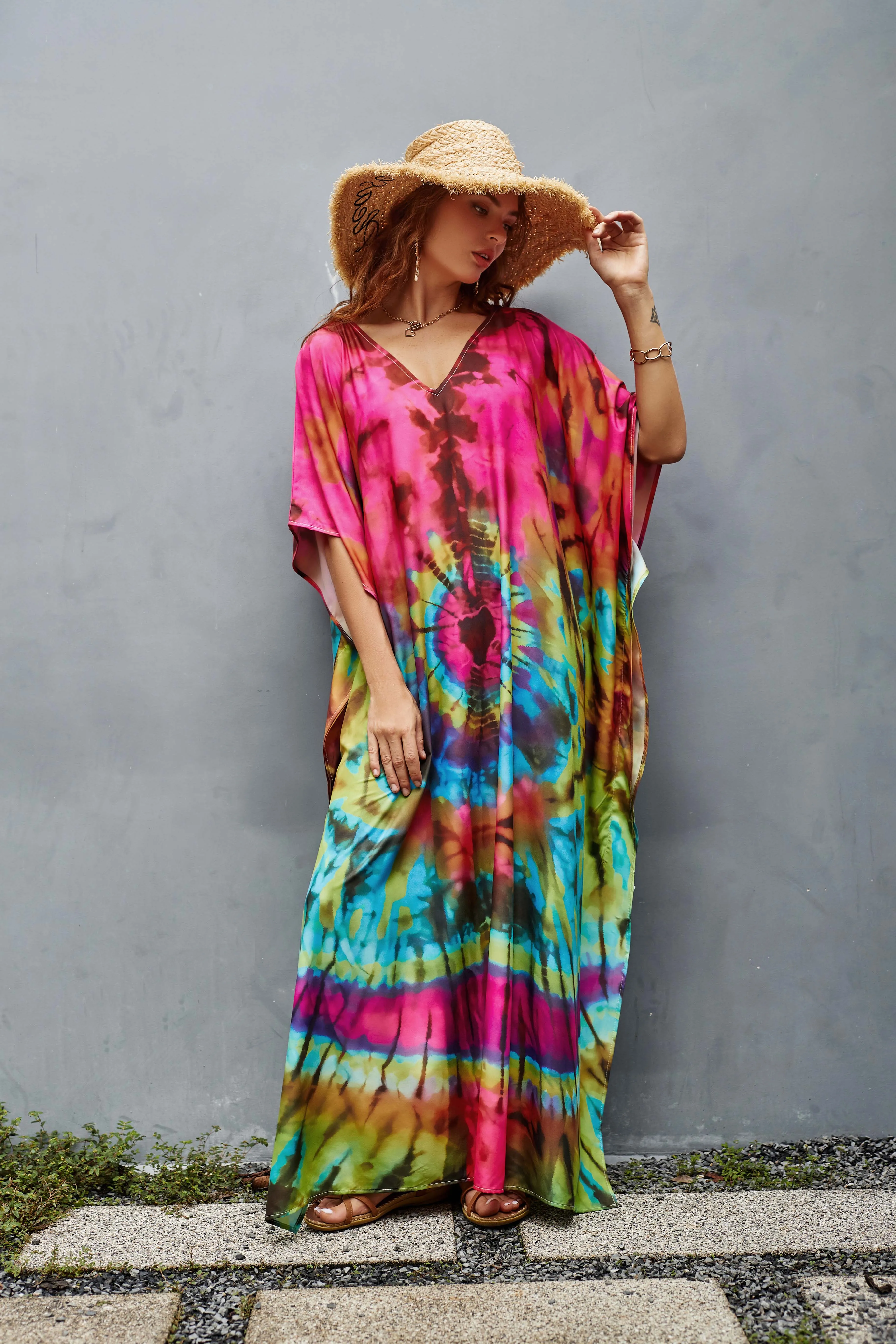 V-Neck Ethnic Print Plus Size Kaftan for Women Beach Cover Up